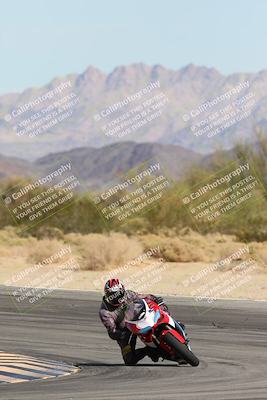 media/Nov-16-2025-Race Pace (Sun) [[8c5fa54630]]/Non Verified Riders (1st 20 Minutes)/2-Turn 10 (1010am)/